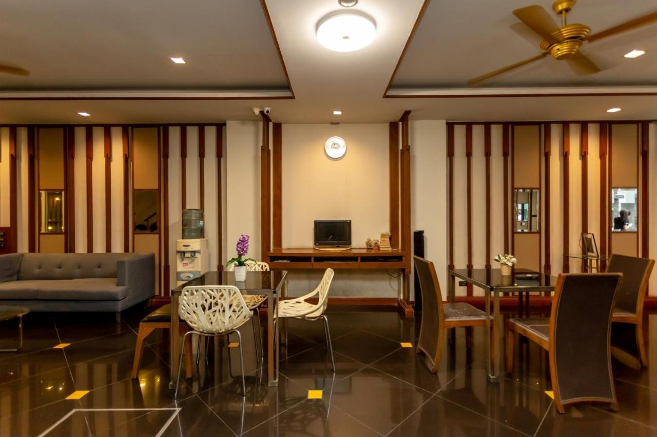 Honey Boutique Hotel Pattaya Bagian luar foto