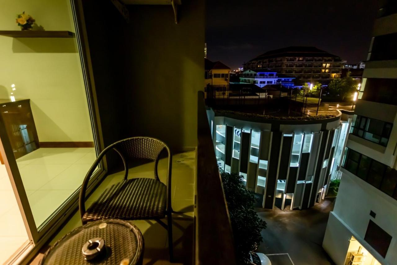 Honey Boutique Hotel Pattaya Bagian luar foto